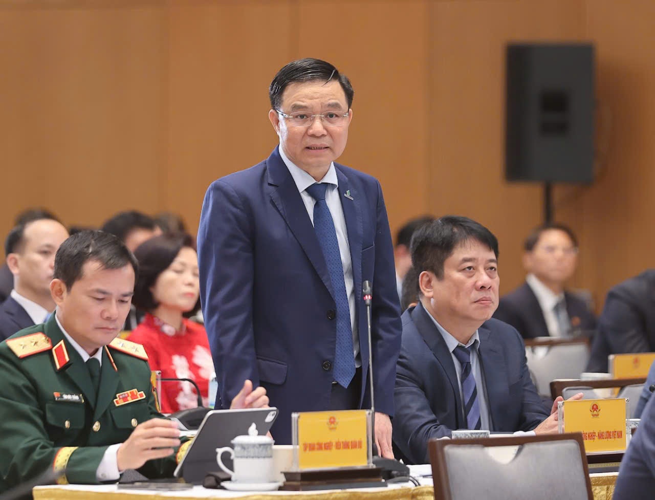 Petrovietnam - 5 Petrovietnam - 5