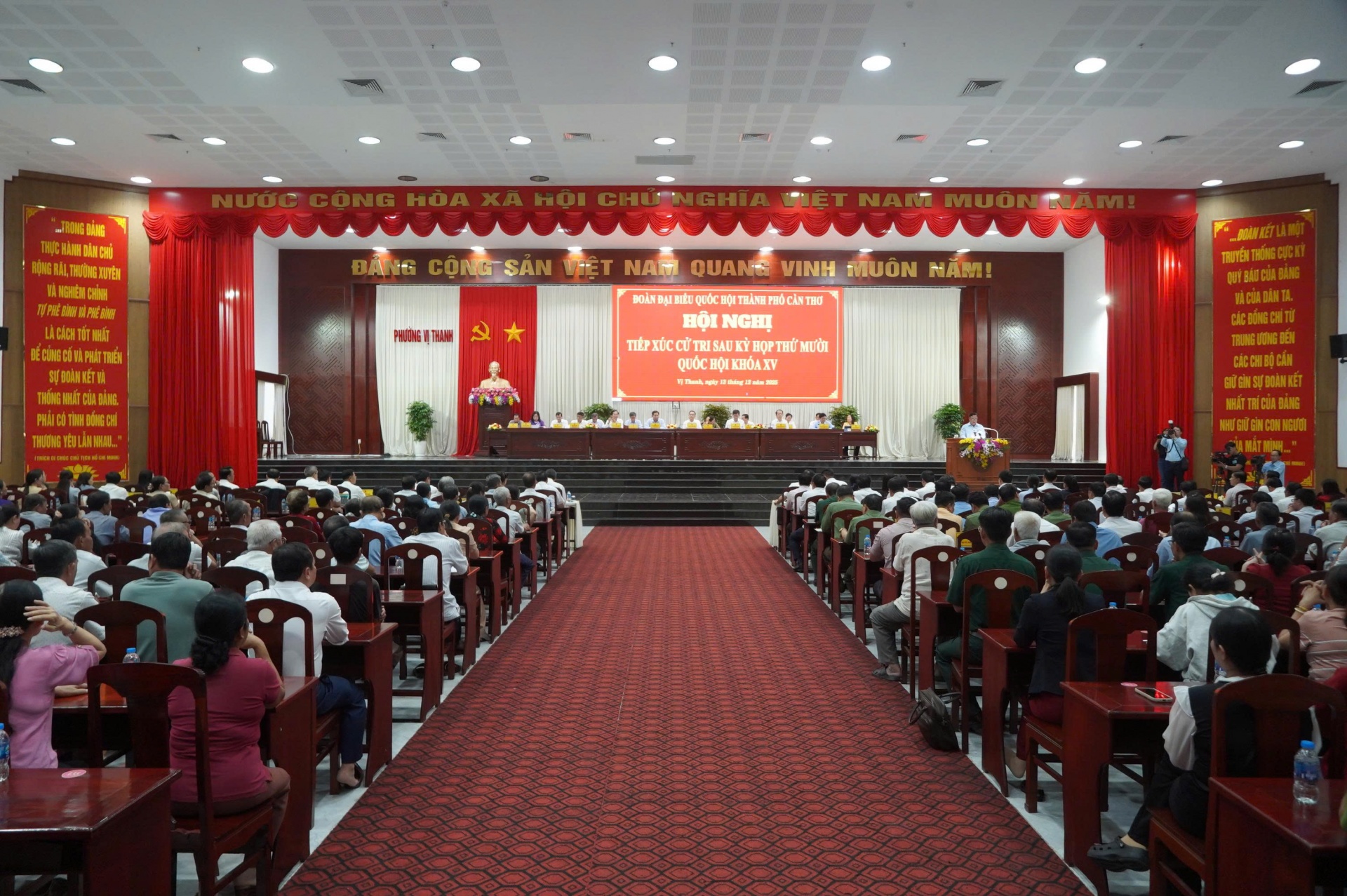 Chủ tịch Quốc hội Trần Thanh Mẫn: Đặt lợi ích người dân làm trung tâm trong công tác quy hoạch Chủ tịch Quốc hội Trần Thanh Mẫn: Đặt lợi ích người dân làm trung tâm trong công tác quy hoạch