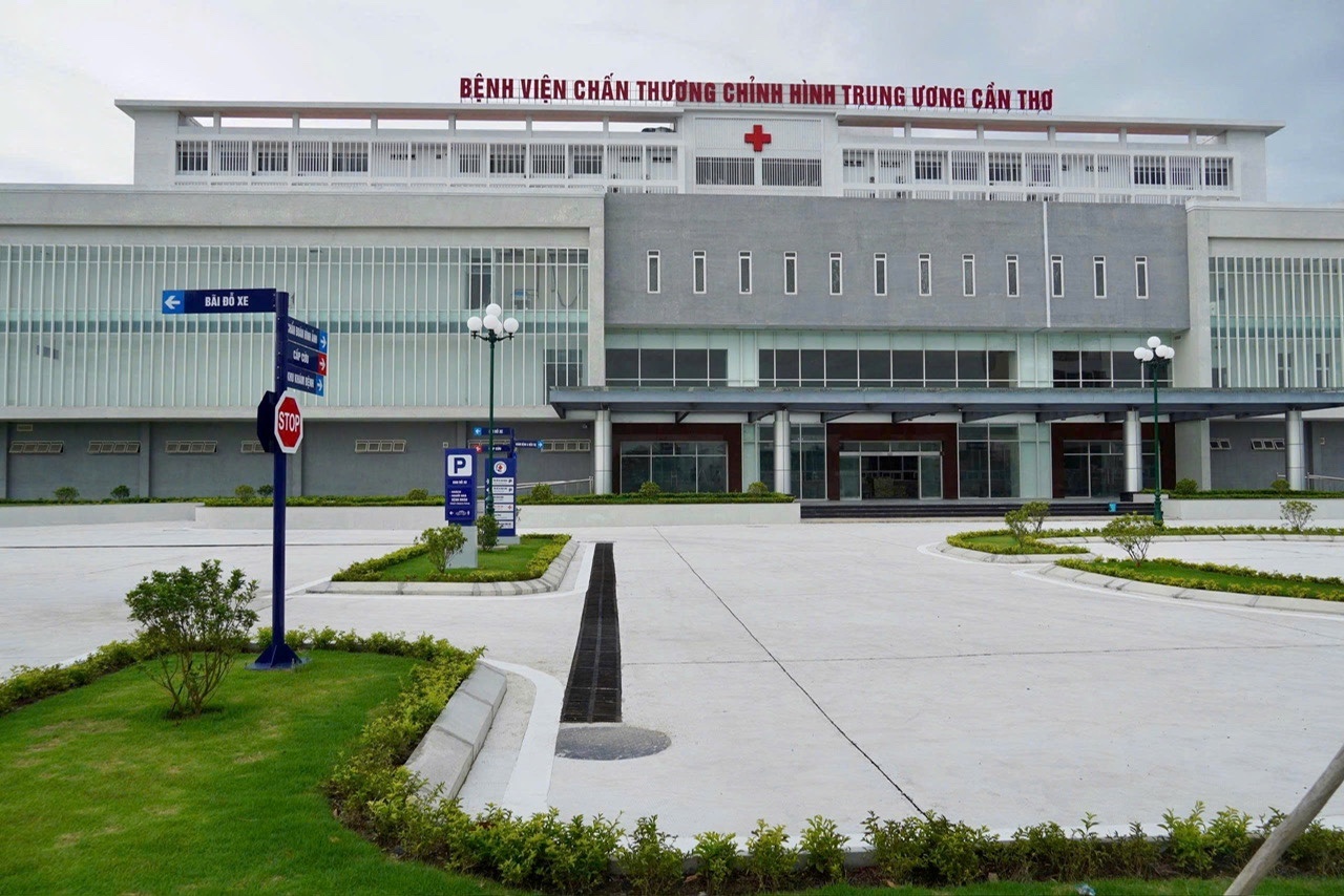 Khẳng định vai trò tuyến cuối - Chấn thương chỉnh hình khu vực miền Tây bước sang trang mới