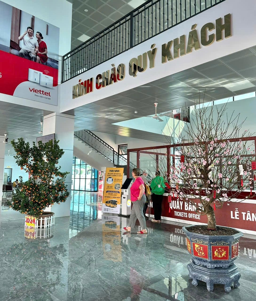 Giữ nhịp giao thông - Nâng tầm chất lượng phục vụ hành khách từ Bến xe khách Điện Biên Phủ Giữ nhịp giao thông - Nâng tầm chất lượng phục vụ hành khách từ Bến xe khách Điện Biên Phủ