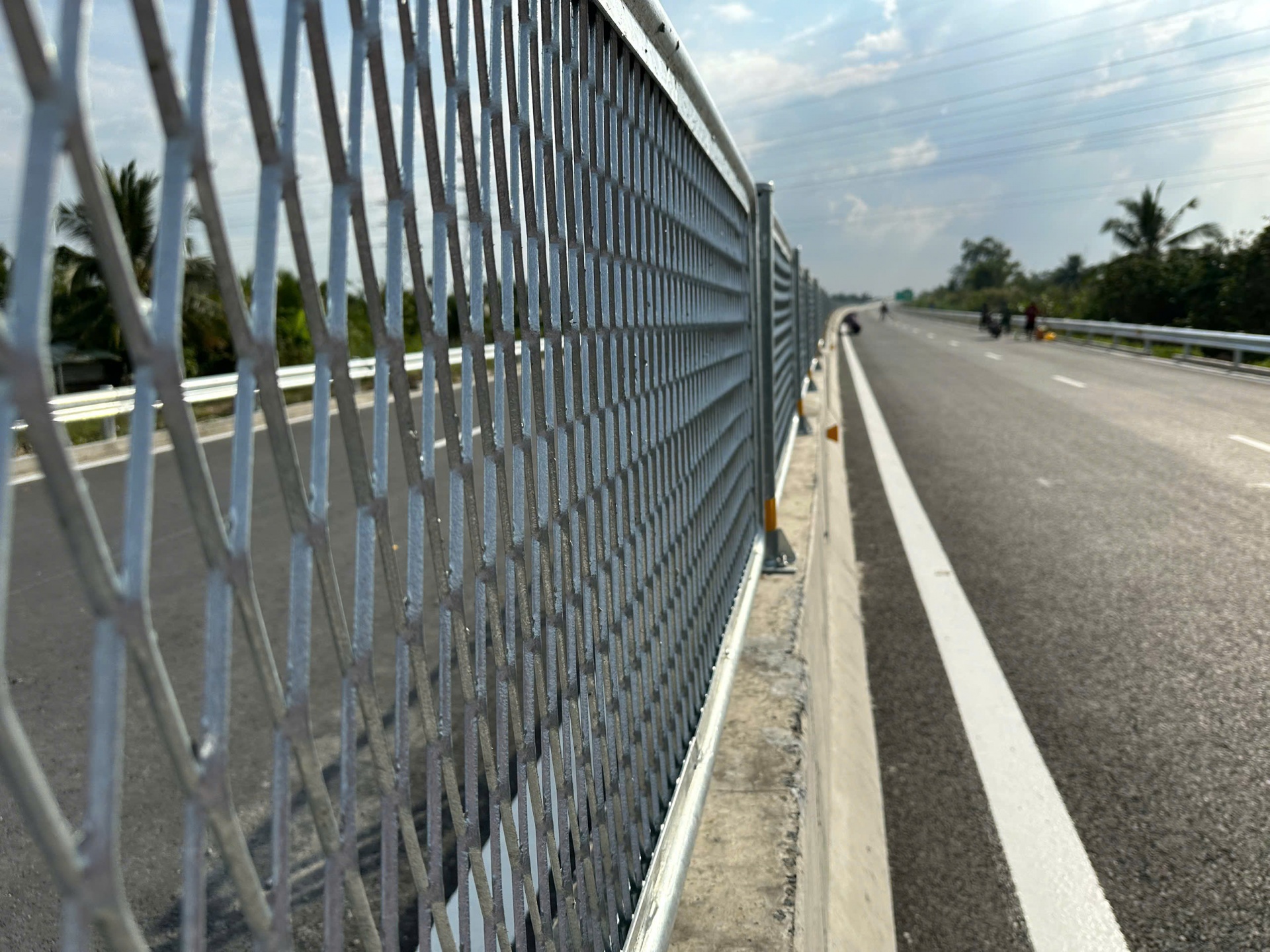 Cao tốc Cần Thơ - Cà Mau trước ngày khánh thành Cao tốc Cần Thơ - Cà Mau trước ngày khánh thành