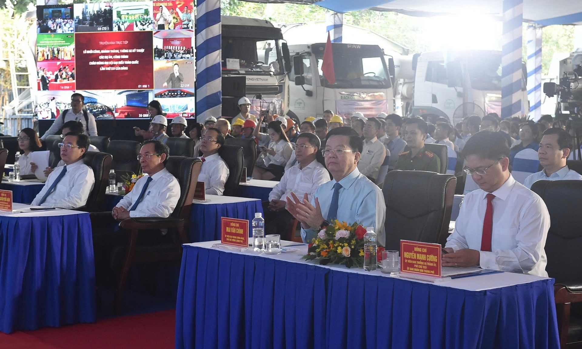   Phó Thủ tướng Mai Văn Chính dự Lễ Khởi công Dự án Xây dựng Nhà Văn hóa Thanh niên tại điểm cầu TPHCM - Ảnh: VGP