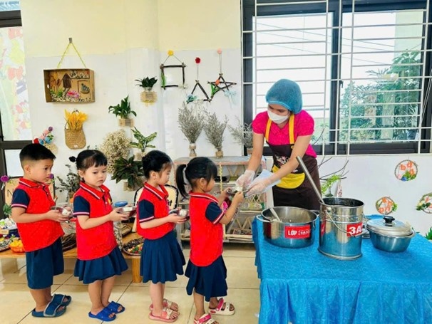 Tăng cường ATTP trong học đường và bếp ăn tập thể, Yêu cầu cấp thiết trong bối cảnh nhiều nguy cơ tiềm ẩn