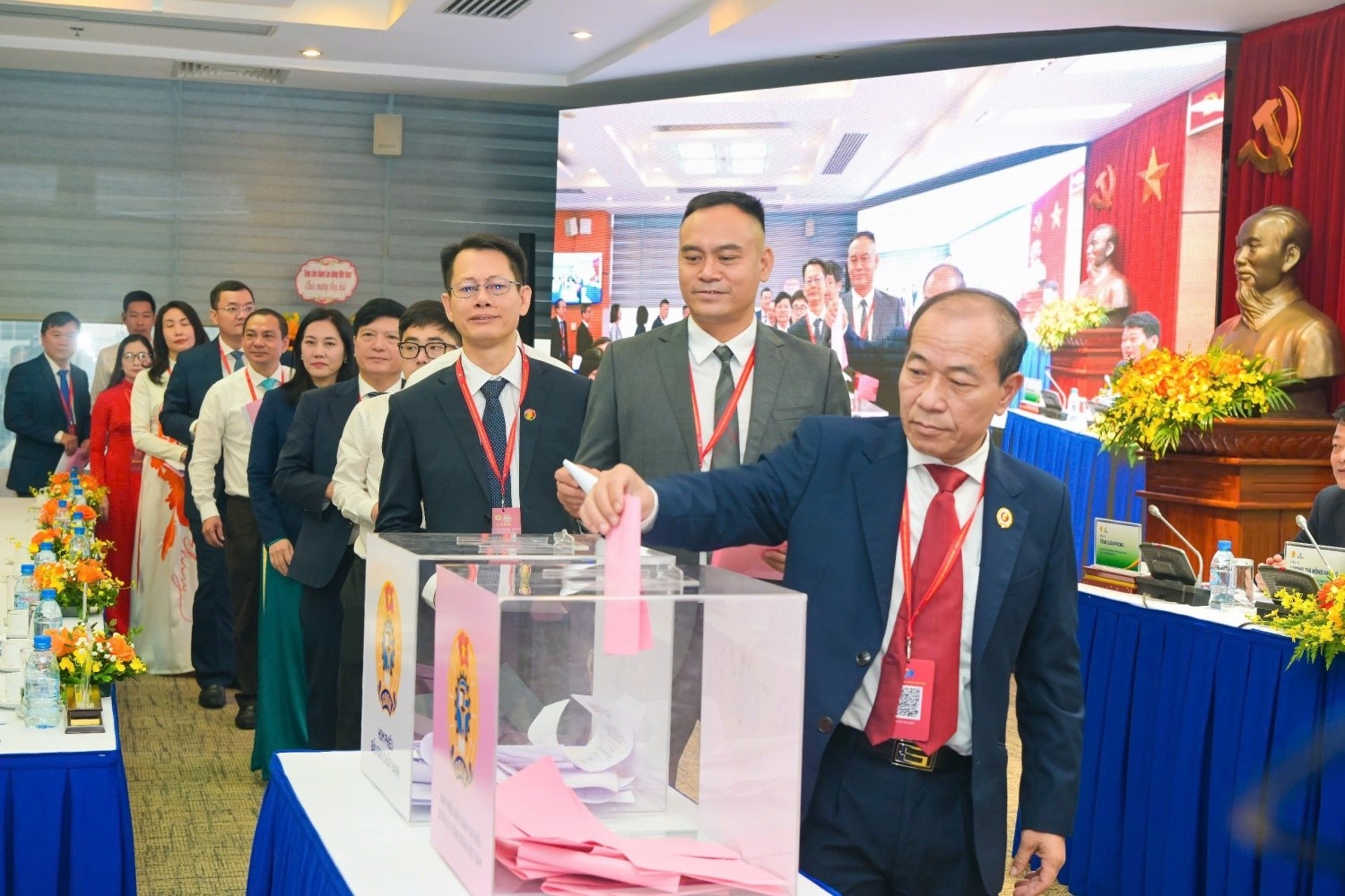 Phiên thứ nhất, Đại hội Công đoàn Petrovietnam lần thứ VIII, nhiệm kỳ 2025-2030