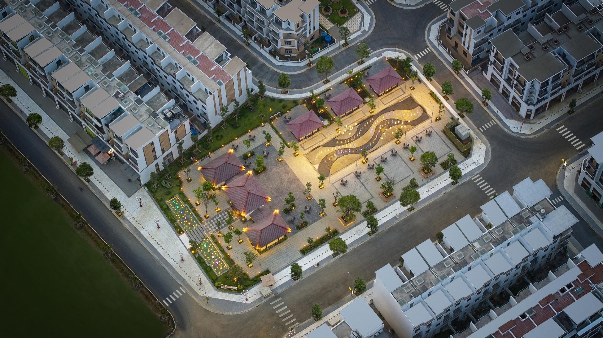 Kỳ tích sông Hồng: Khi doanh nghiệp lớn cùng tham gia kiến tạo tầm nhìn trăm năm