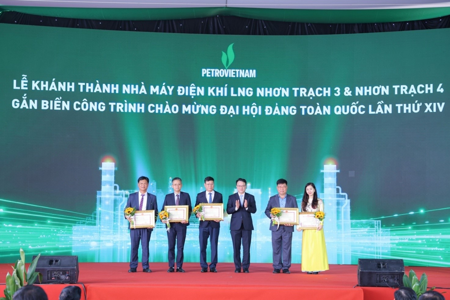 Nhà máy điện Nhơn Trạch 3&4 - Minh chứng sinh động cho bản lĩnh, năng lực tổ chức, điều hành và tinh thần vượt khó của Petrovietnam