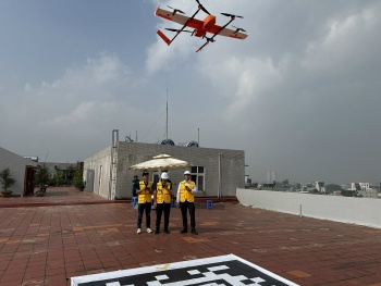 Lần đầu tiên ứng dụng UAV vận chuyển thuốc cấp cứu giữa các bệnh viện và trạm y tế