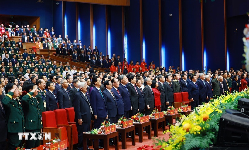 Tổng Bí thư Tô Lâm, Chủ tịch nước Lương Cường và Thủ tướng Phạm Minh Chính cùng các đại biểu tham dự Đại hội Thi đua yêu nước lần thứ XI. (Ảnh: TTXVN)