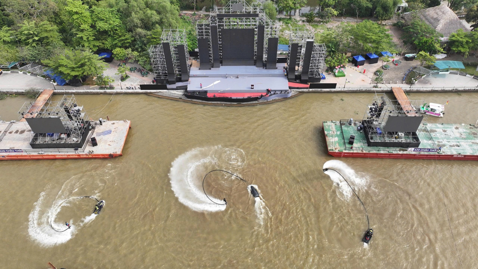 Lễ hội Văn hóa sông nước Cần Thơ: Điểm nhấn kết nối phát triển du lịch sông nước miền Tây Lễ hội Văn hóa sông nước Cần Thơ: Điểm nhấn kết nối phát triển du lịch sông nước miền Tây