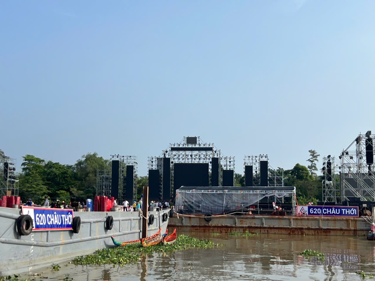 Lễ hội Văn hóa sông nước Cần Thơ: Điểm nhấn kết nối phát triển du lịch sông nước miền Tây Lễ hội Văn hóa sông nước Cần Thơ: Điểm nhấn kết nối phát triển du lịch sông nước miền Tây