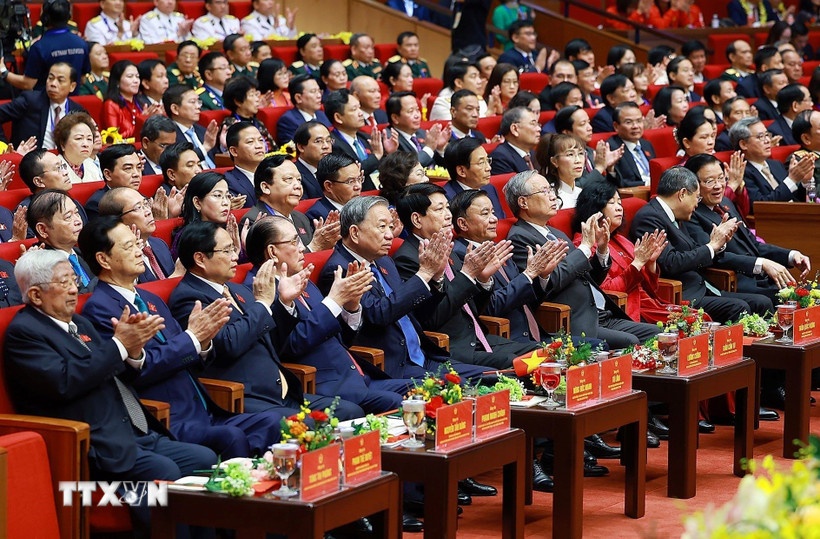 Lãnh đạo Đảng và Nhà nước tham dự Đại hội Thi đua yêu nước toàn quốc lần thứ XI. (Ảnh: TTXVN)