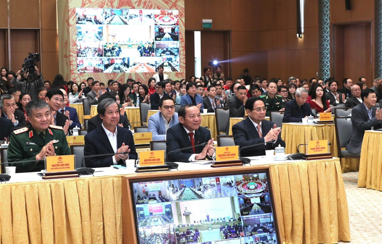 Từ dòng chảy thông tin đến nhịp cầu văn hoá - thể thao và du lịch kết nối tương lai