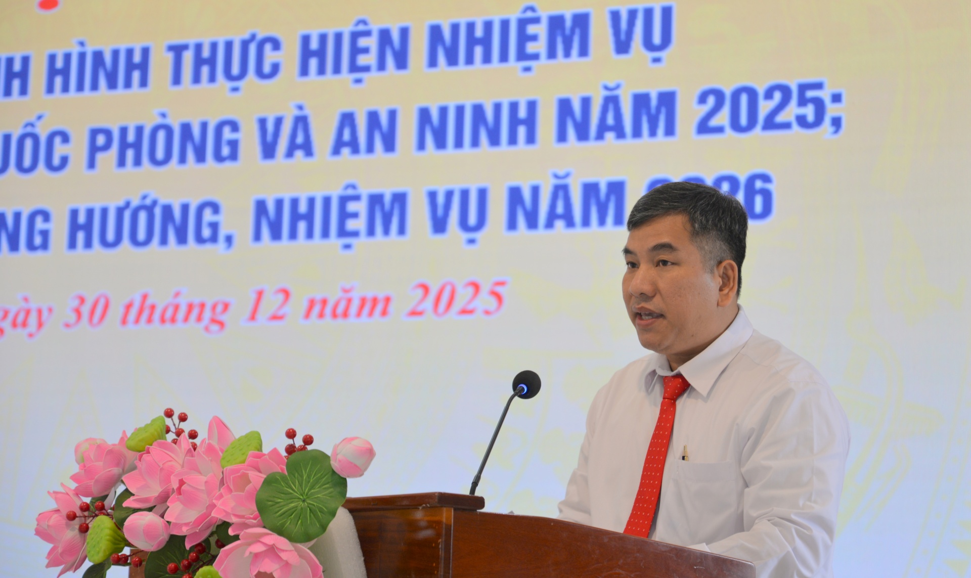 Cờ Đỏ phát huy nội lực, tạo nền tảng phát triển bền vững