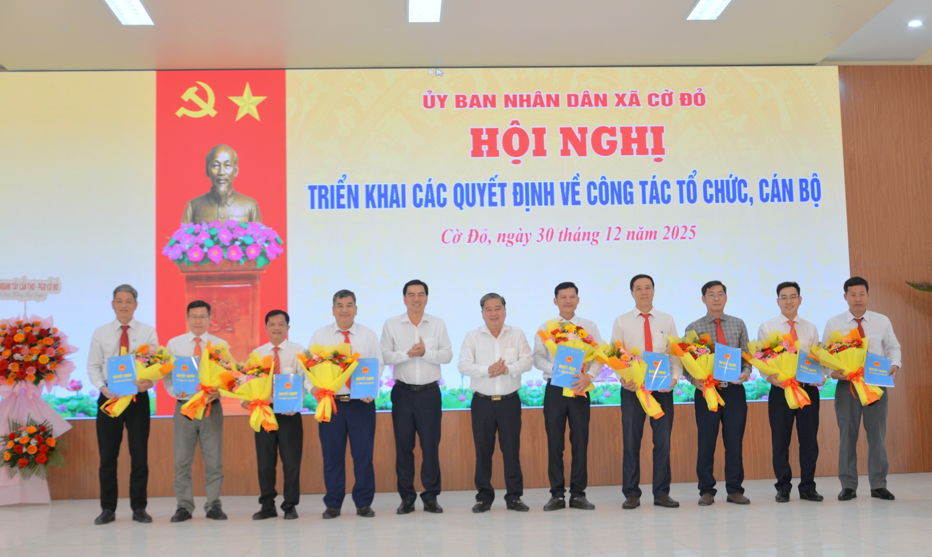 Cờ Đỏ phát huy nội lực, tạo nền tảng phát triển bền vững