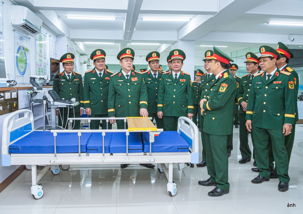 Đưa Trung tâm hồi sức tích cực, chống độc hiện đại phục vụ bệnh nhân