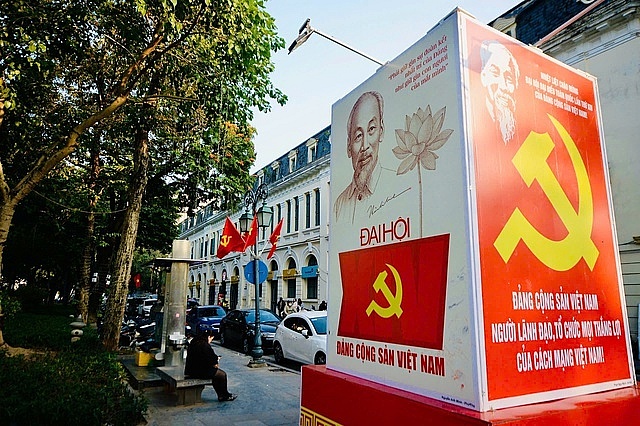 Hà Nội rợp cờ hoa đón chào Đại hội Đảng lần thứ XIV