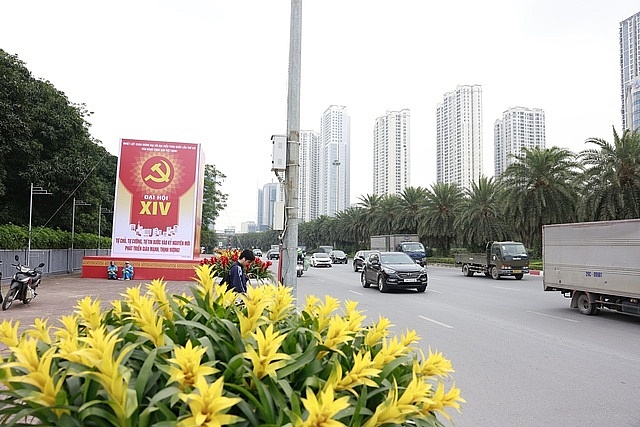 Hà Nội rợp cờ hoa đón chào Đại hội Đảng lần thứ XIV