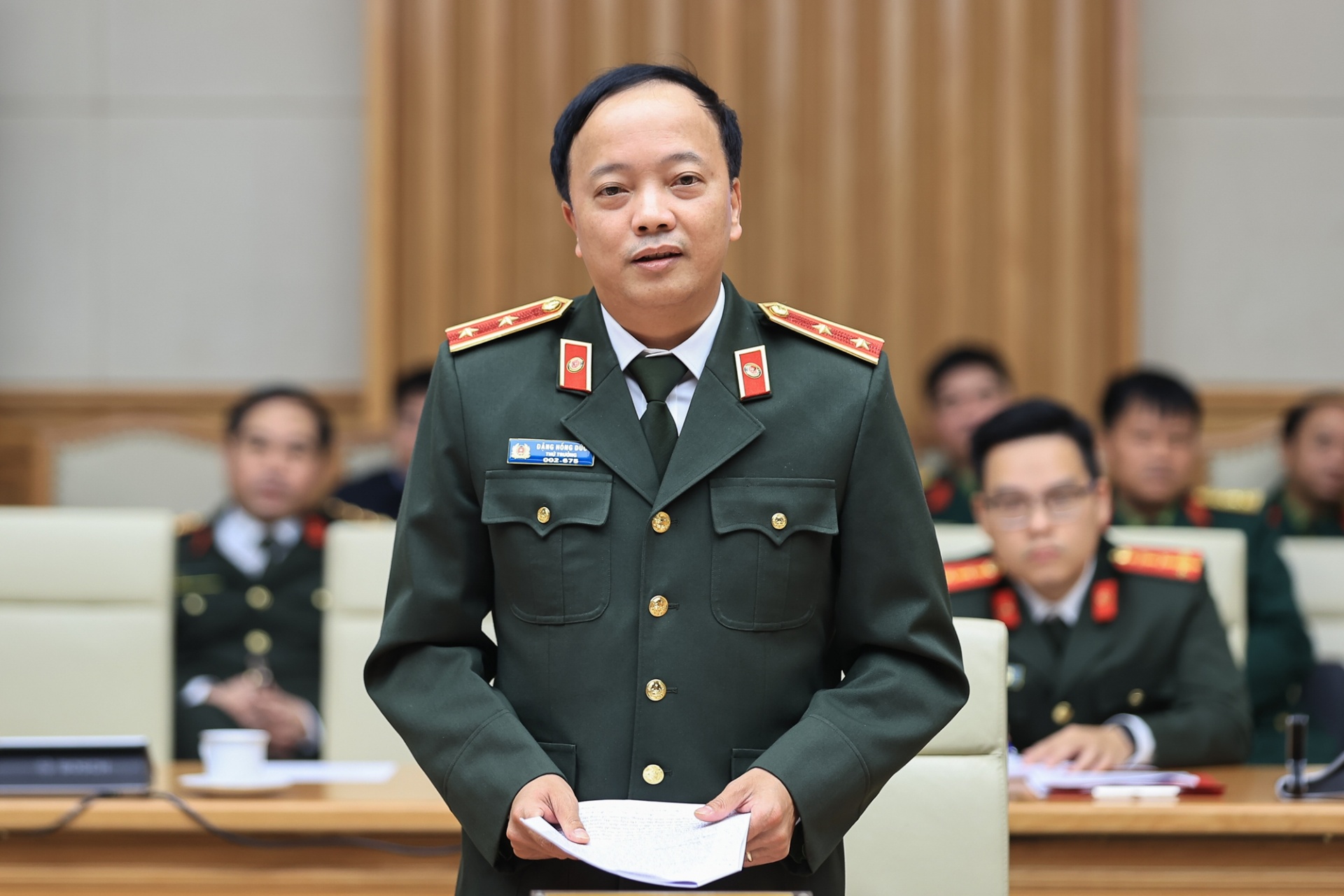 Thứ trưởng Bộ Công An Đặng Hồng Đức phát biểu tại Hội nghị - Ảnh: VGP Thứ trưởng Bộ Công An Đặng Hồng Đức phát biểu tại Hội nghị - Ảnh: VGP