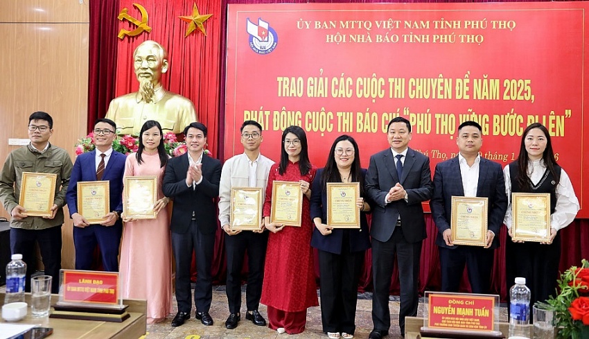 Hội Nhà báo tỉnh Phú Thọ phát động Cuộc thi báo chí “Phú Thọ vững bước đi lên” và Phong trào “Người làm báo Phú Thọ...