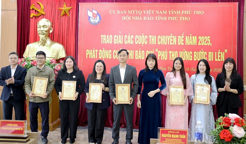 Hội Nhà báo tỉnh Phú Thọ phát động Cuộc thi báo chí “Phú Thọ vững bước đi lên” và Phong trào “Người làm báo Phú Thọ...