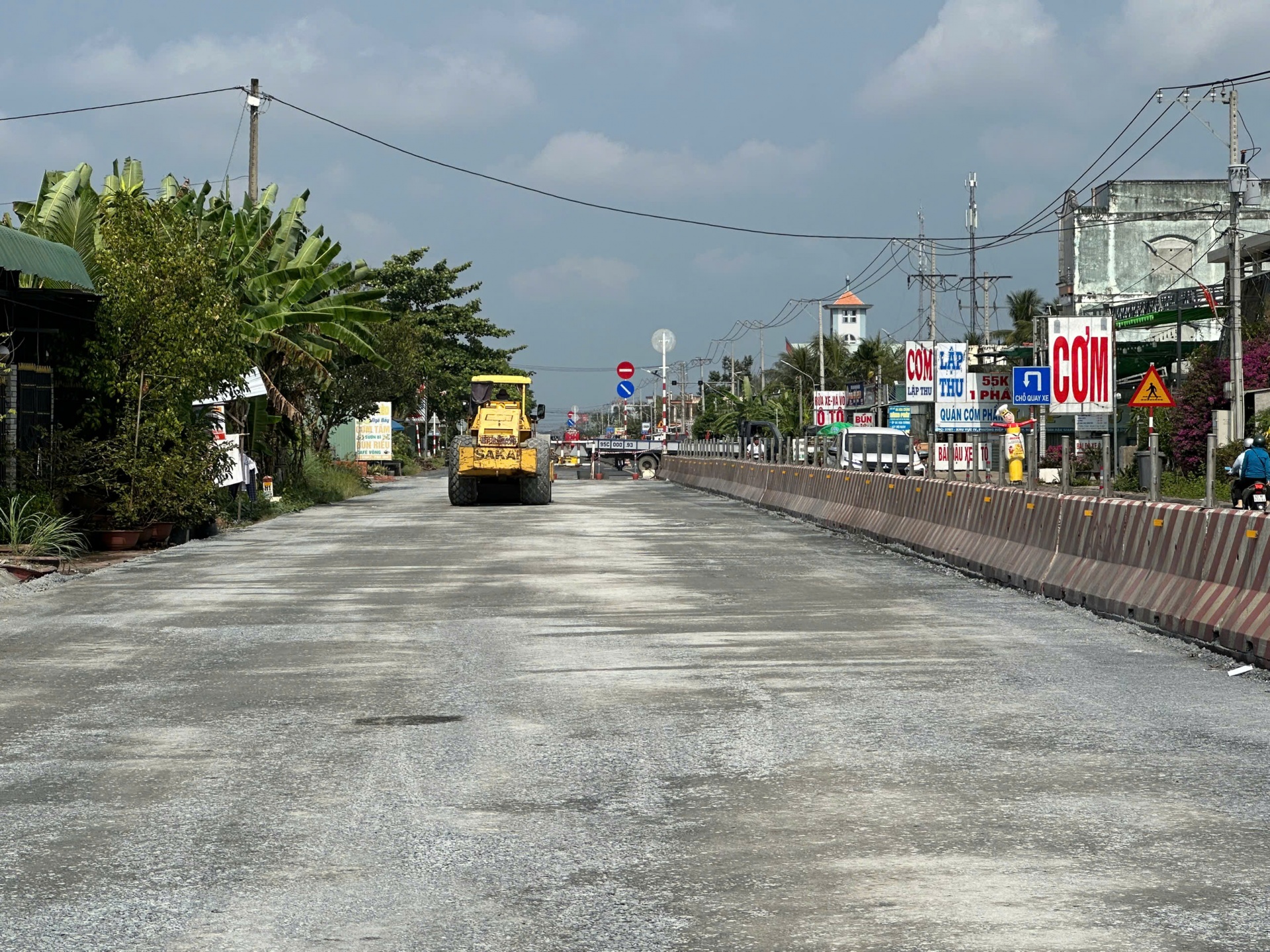 Người dân lo lắng vì Quốc lộ 1 qua TP. Cần Thơ mất an toàn giao thông khi sửa chữa