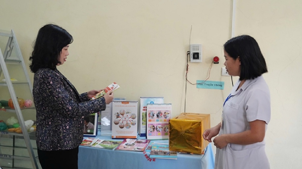 Bộ trưởng Bộ Y tế Đào Hồng Lan: Chăm sóc sức khỏe nhân dân toàn diện, từ sớm, từ xa và ngay từ cơ sở Bộ trưởng Bộ Y tế Đào Hồng Lan: Chăm sóc sức khỏe nhân dân toàn diện, từ sớm, từ xa và ngay từ cơ sở