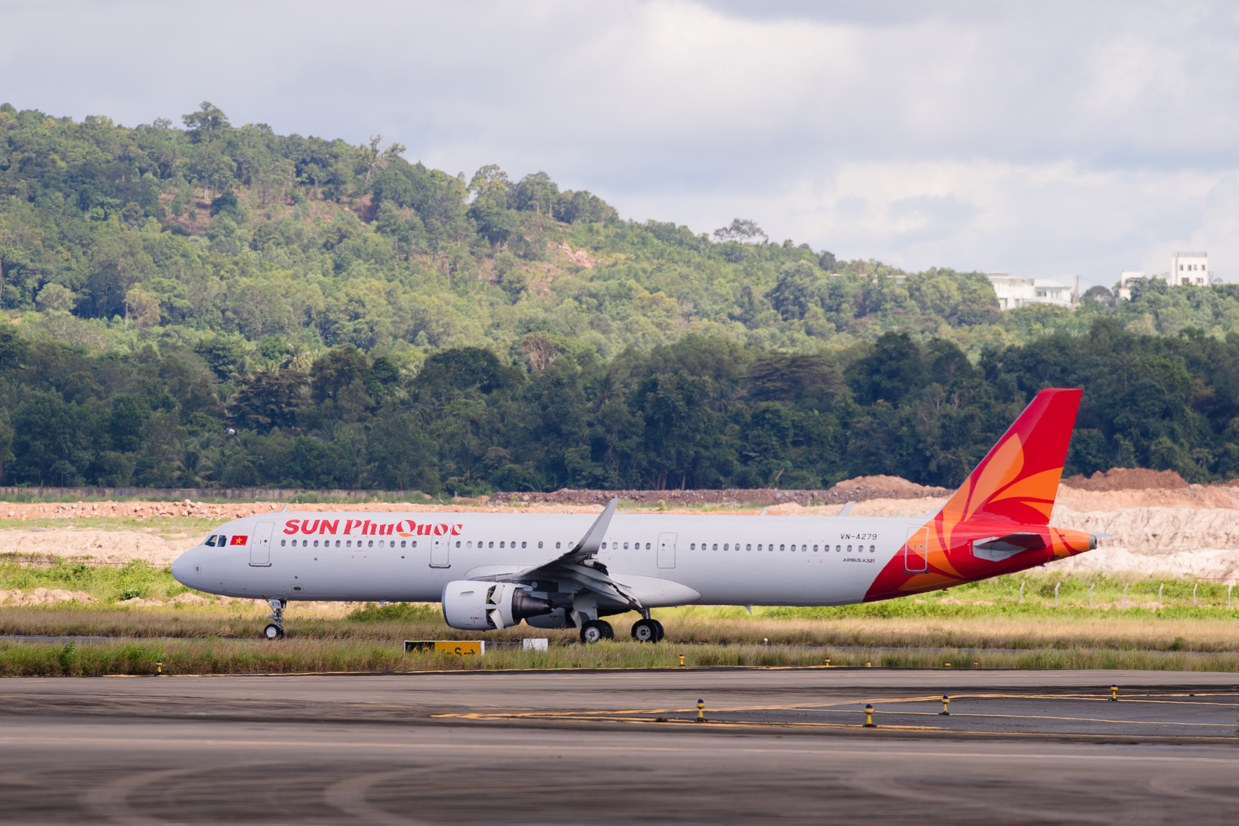 Sun PhuQuoc Airways mở rộng mạng lưới bay sẽ giúp Phú Quốc ngày một trở nên dễ tiếp cận và thuận tiện hơn Sun PhuQuoc Airways mở rộng mạng lưới bay sẽ giúp Phú Quốc ngày một trở nên dễ tiếp cận và thuận tiện hơn