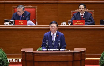 dai hoi xiv cua dang dau an buoc chuyen tu tu duy quan ly sang kien tao