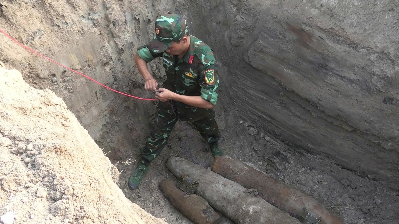 Công binh Quân khu 9 hủy nổ an toàn 4,344 tấn bom, mìn, vật nổ