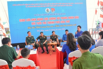Tuổi trẻ Cần Thơ gặp gỡ Anh hùng Lực lượng vũ trang nhân dân tại Tết Quân Dân 2026