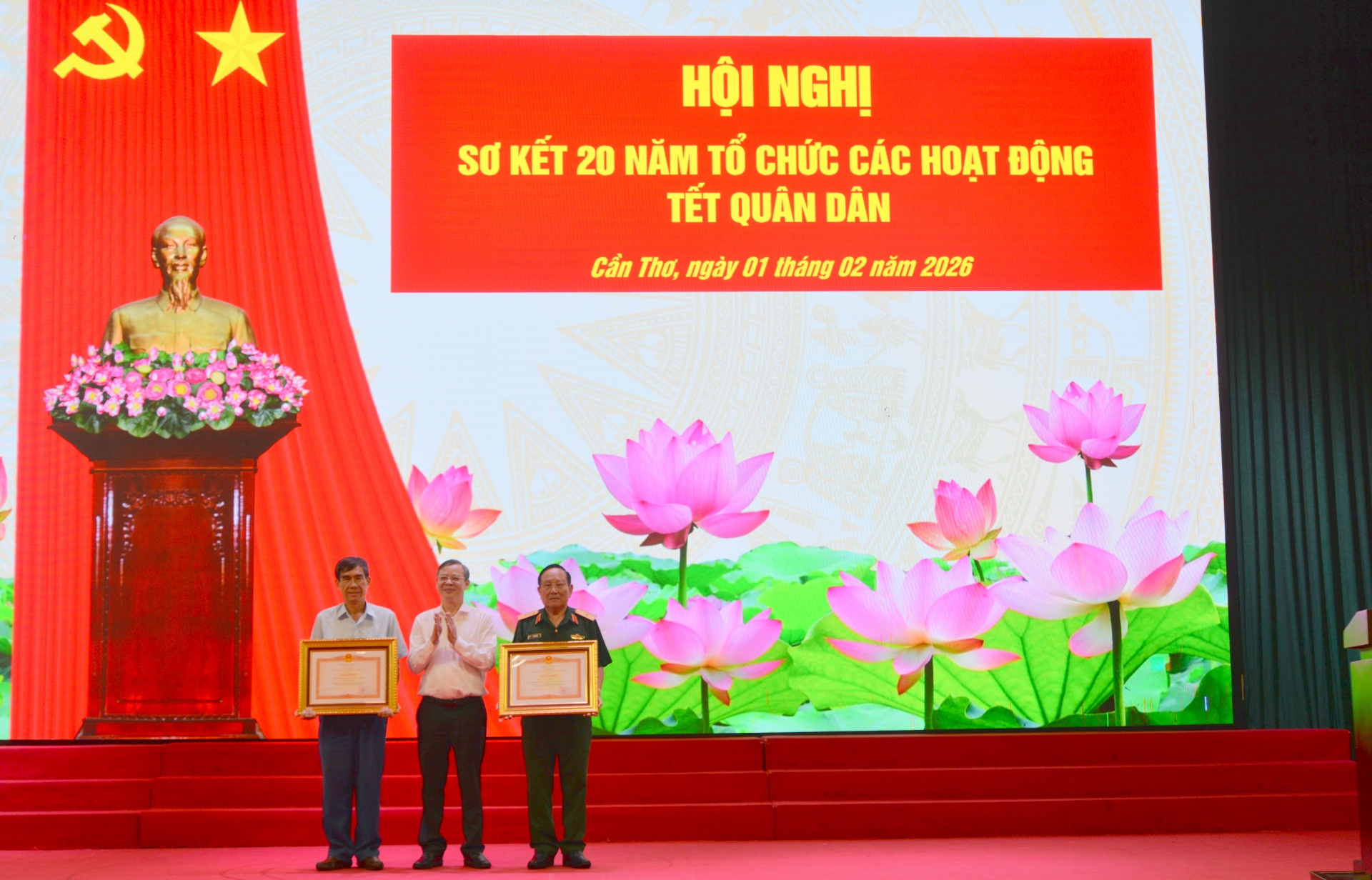 Tết Quân Dân tại Cần Thơ: Lan tỏa sức mạnh đại đoàn kết quân dân Tết Quân Dân tại Cần Thơ: Lan tỏa sức mạnh đại đoàn kết quân dân