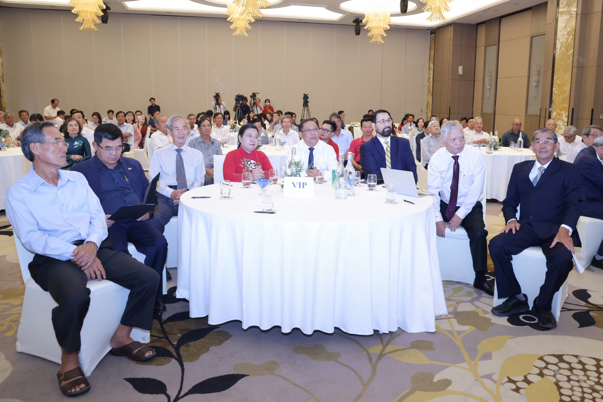 Từ gạo ST25 đến chiến lược lúa gạo quốc gia Từ gạo ST25 đến chiến lược lúa gạo quốc gia