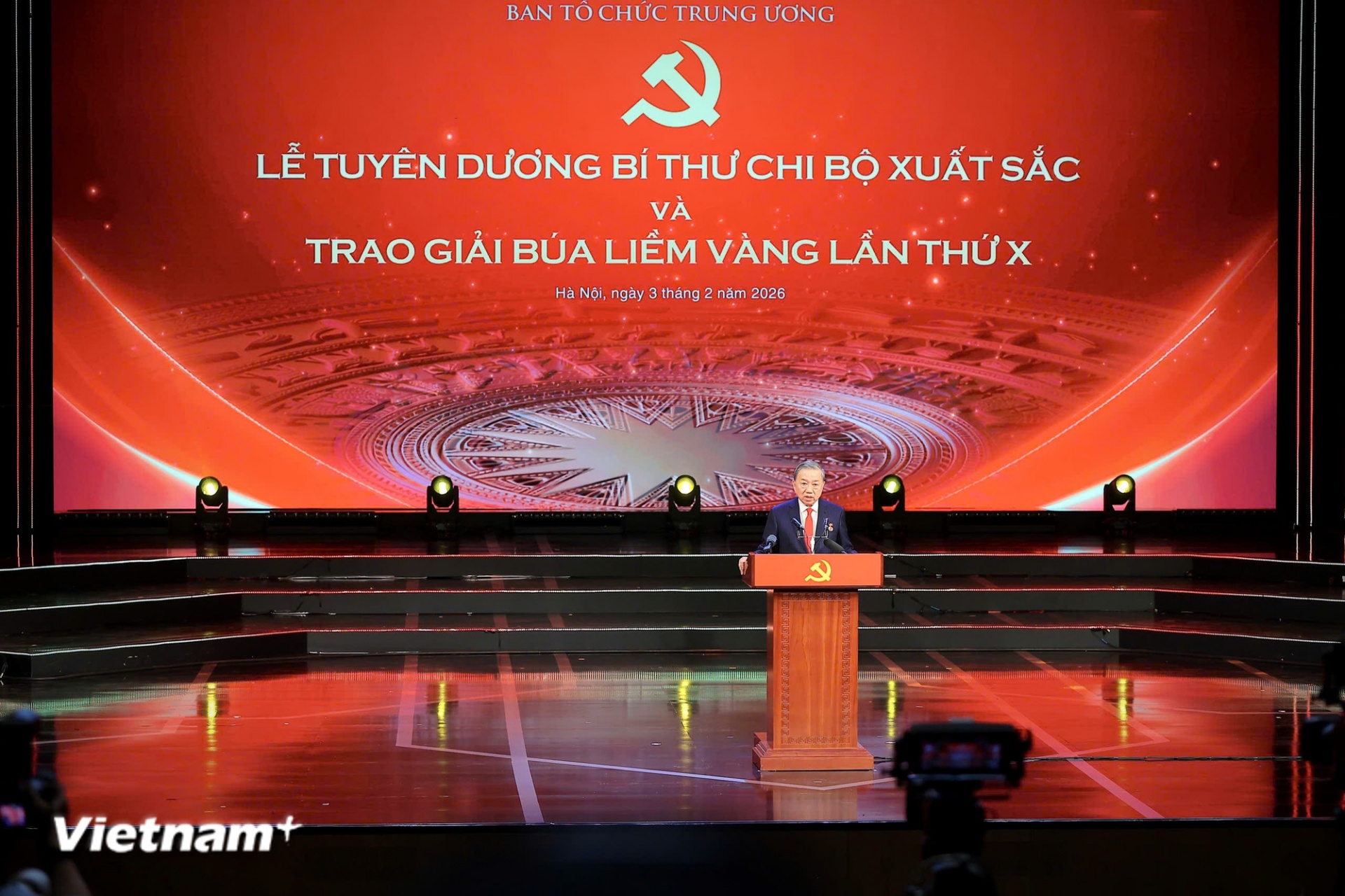 Tổng Bí thư Tô Lâm chỉ đạo tại Giải thưởng Búa liềm Vàng lần X năm 2025. (Ảnh: Vietnam+) Tổng Bí thư Tô Lâm chỉ đạo tại Giải thưởng Búa liềm Vàng lần X năm 2025. (Ảnh: Vietnam+)