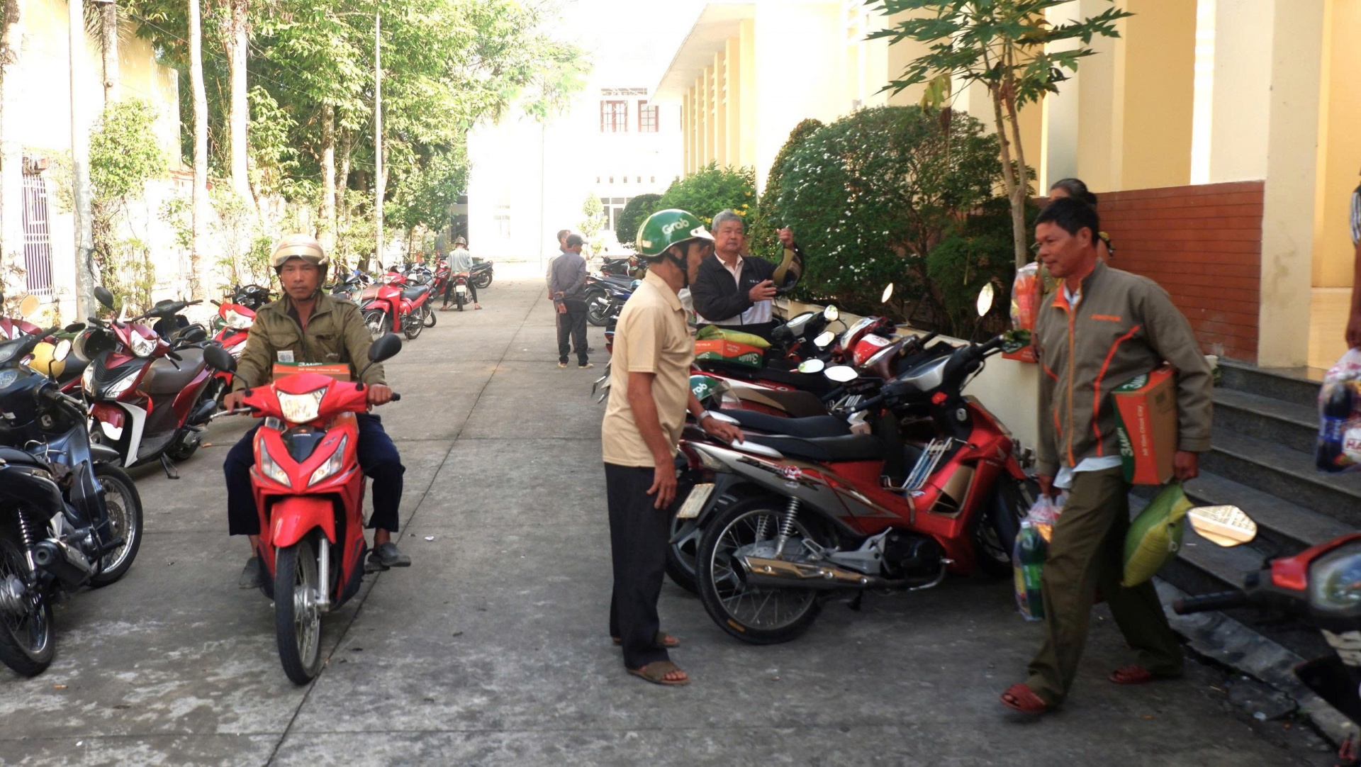 Trao quà Tết tại xã Cờ Đỏ, lan tỏa an sinh để mùa Xuân không ai bị bỏ lại phía sau