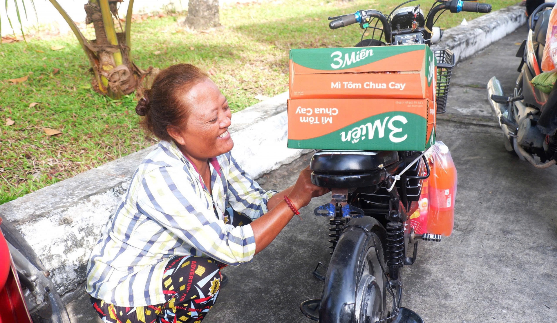 Trao quà Tết tại xã Cờ Đỏ, lan tỏa an sinh để mùa Xuân không ai bị bỏ lại phía sau