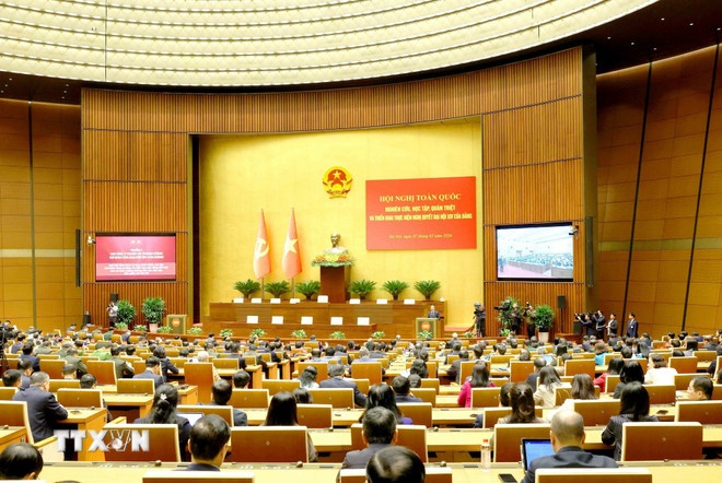   Hội nghị toàn quốc nghiên cứu, học tập, quán triệt và triển khai thực hiện Nghị quyết Đại hội XIV của Đảng tại điểm cầu chính Hội trường Diên Hồng, Nhà Quốc hội. (Ảnh: TTXVN)