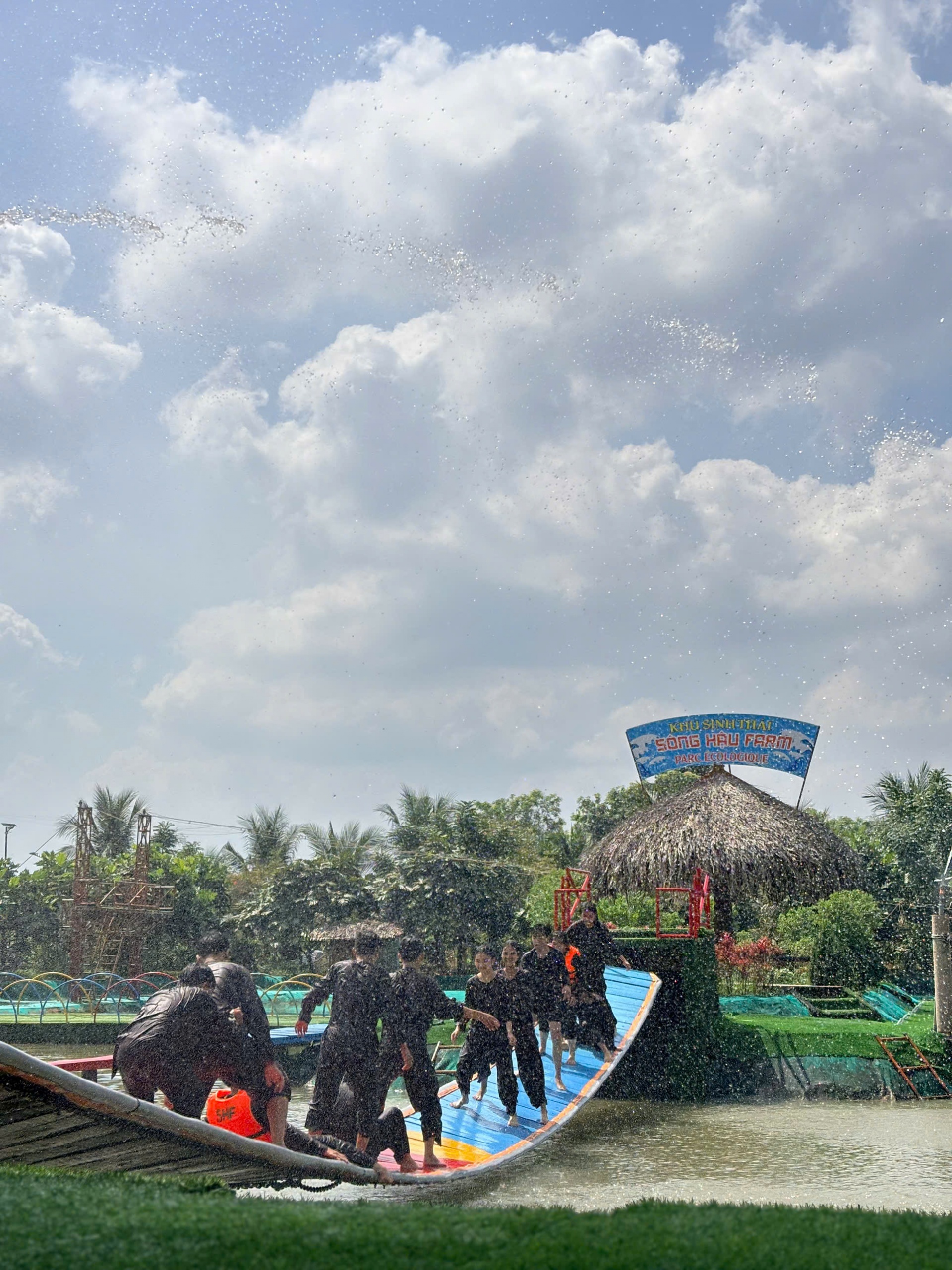 Đến Sông Hậu Farm, để thấy Tết của những ký ức miền sông nước