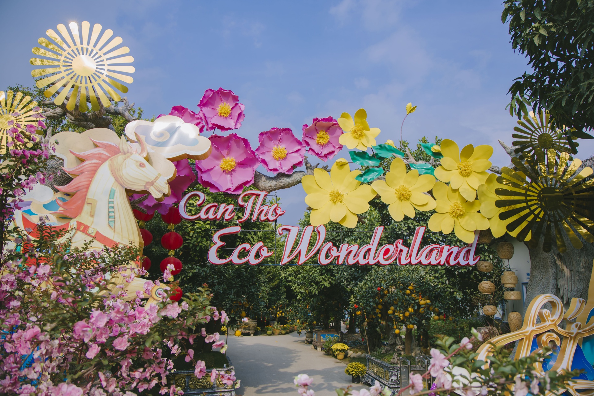 Du xuân Bính Ngọ giữa không gian Tết Á Đông tại Cantho Eco Resort