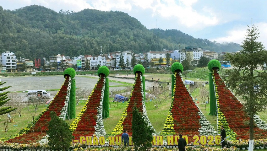 Phường Sa Pa (Lào Cai): Khánh thành không gian chào năm mới Xuân Bính Ngọ 2026 Phường Sa Pa (Lào Cai): Khánh thành không gian chào năm mới Xuân Bính Ngọ 2026