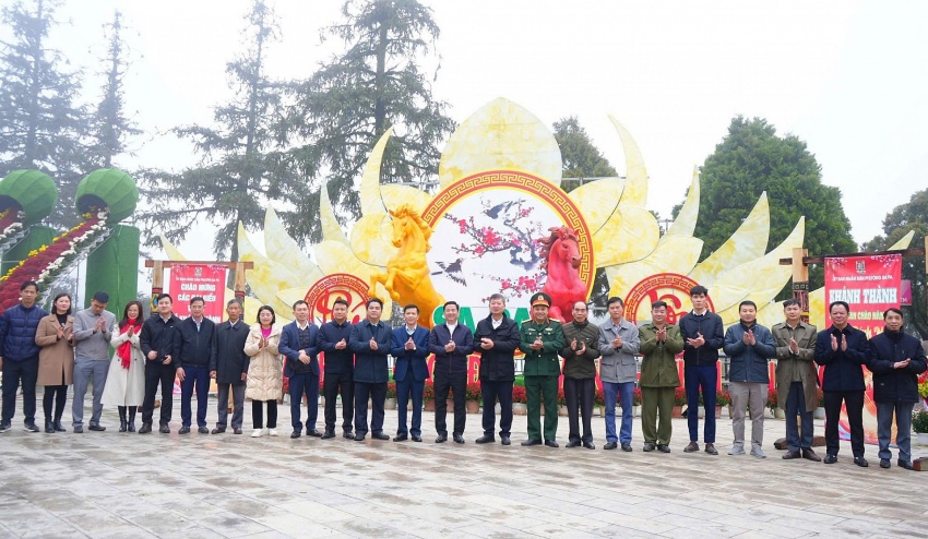 Phường Sa Pa (Lào Cai): Khánh thành không gian chào năm mới Xuân Bính Ngọ 2026 Phường Sa Pa (Lào Cai): Khánh thành không gian chào năm mới Xuân Bính Ngọ 2026