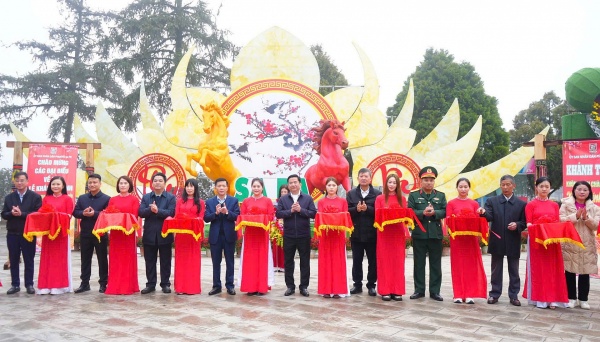 Phường Sa Pa (Lào Cai): Khánh thành không gian chào năm mới Xuân Bính Ngọ 2026