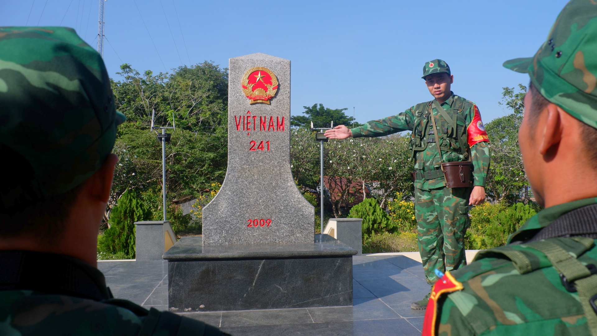 Xuân Biên phòng ấm tình quân dân Xuân Biên phòng ấm tình quân dân