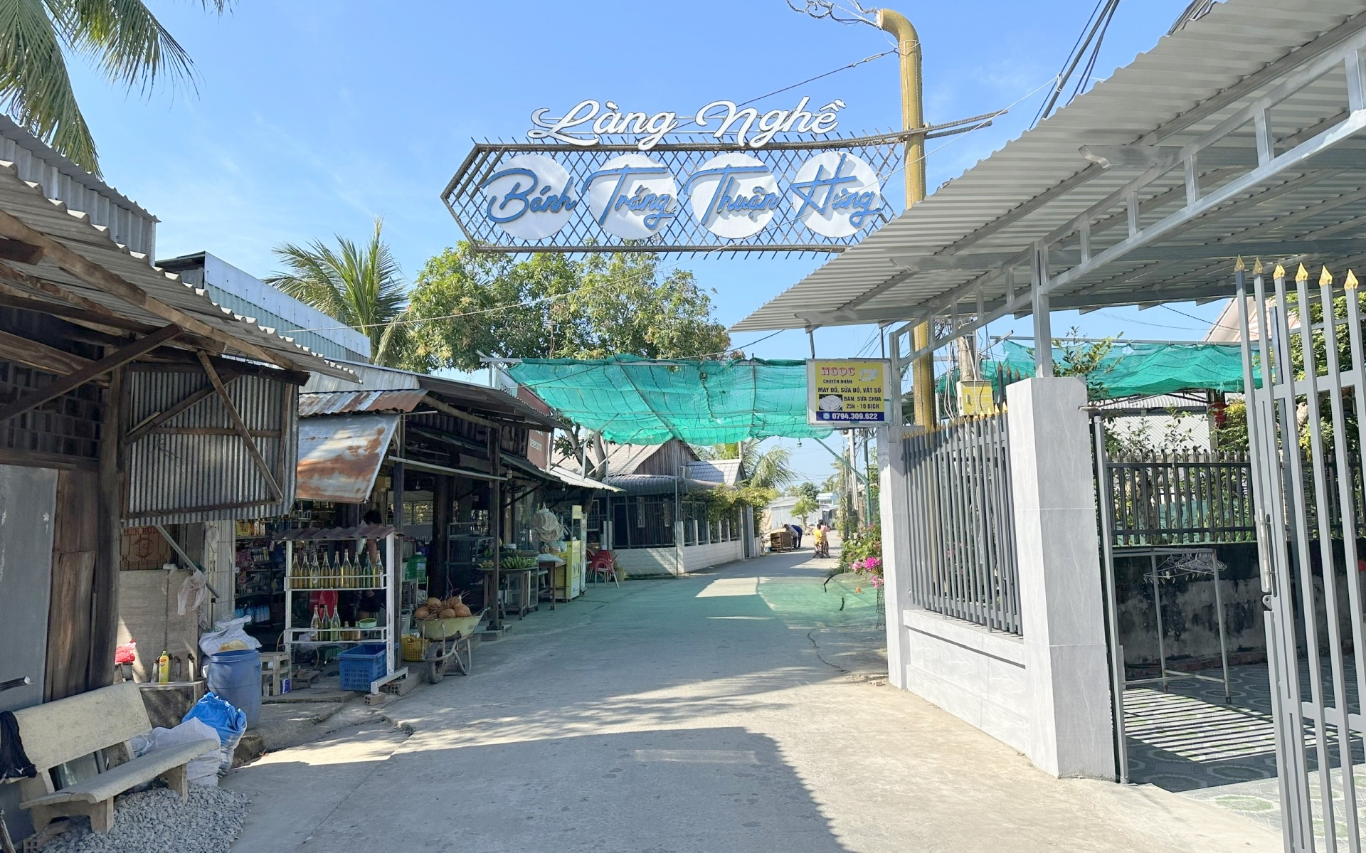 Giữ lửa làng nghề bánh tráng Thuận Hưng