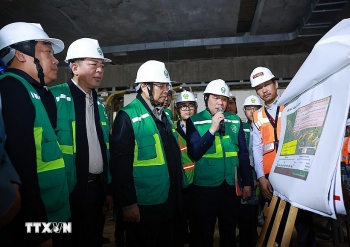 Thủ tướng: Quy hoạch phát triển ngành đường sắt với tầm nhìn trên 100 năm