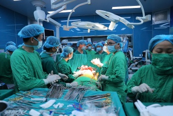 ghep phoi dau an khang dinh viet nam lam chu ky thuat dinh cao cua y hoc hien dai