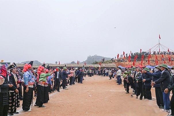 “Đánh thức” trò chơi dân gian, giữ gìn hồn cốt văn hóa các dân tộc Điện Biên “Đánh thức” trò chơi dân gian, giữ gìn hồn cốt văn hóa các dân tộc Điện Biên