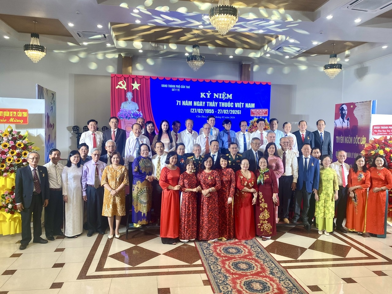 Cần Thơ xây dựng đội ngũ cán bộ y tế “Giỏi chuyên môn, sáng y đức, vững bản lĩnh, tận tâm phục vụ”