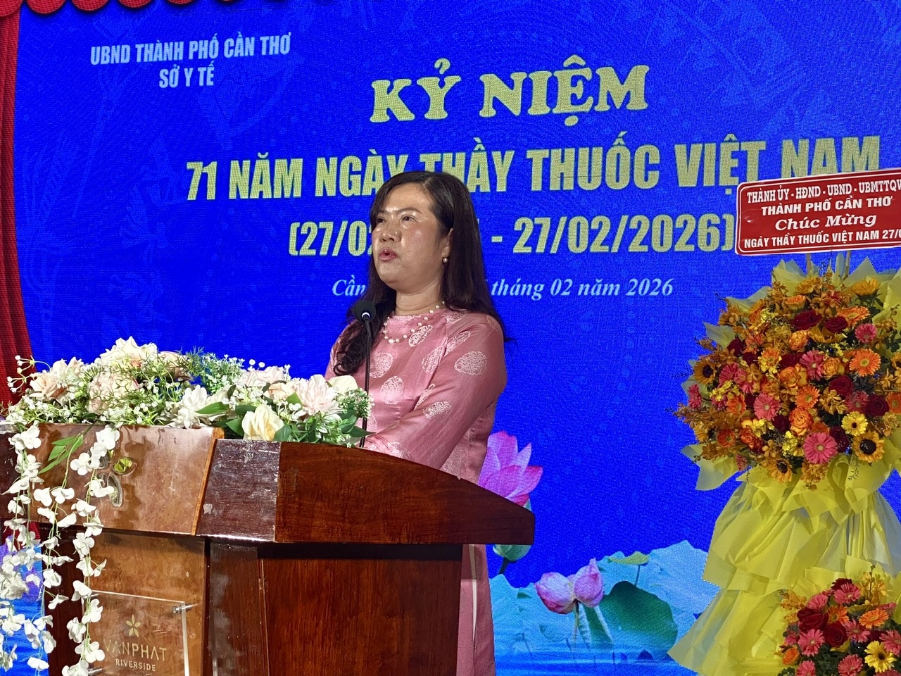 Cần Thơ xây dựng đội ngũ cán bộ y tế “Giỏi chuyên môn, sáng y đức, vững bản lĩnh, tận tâm phục vụ”