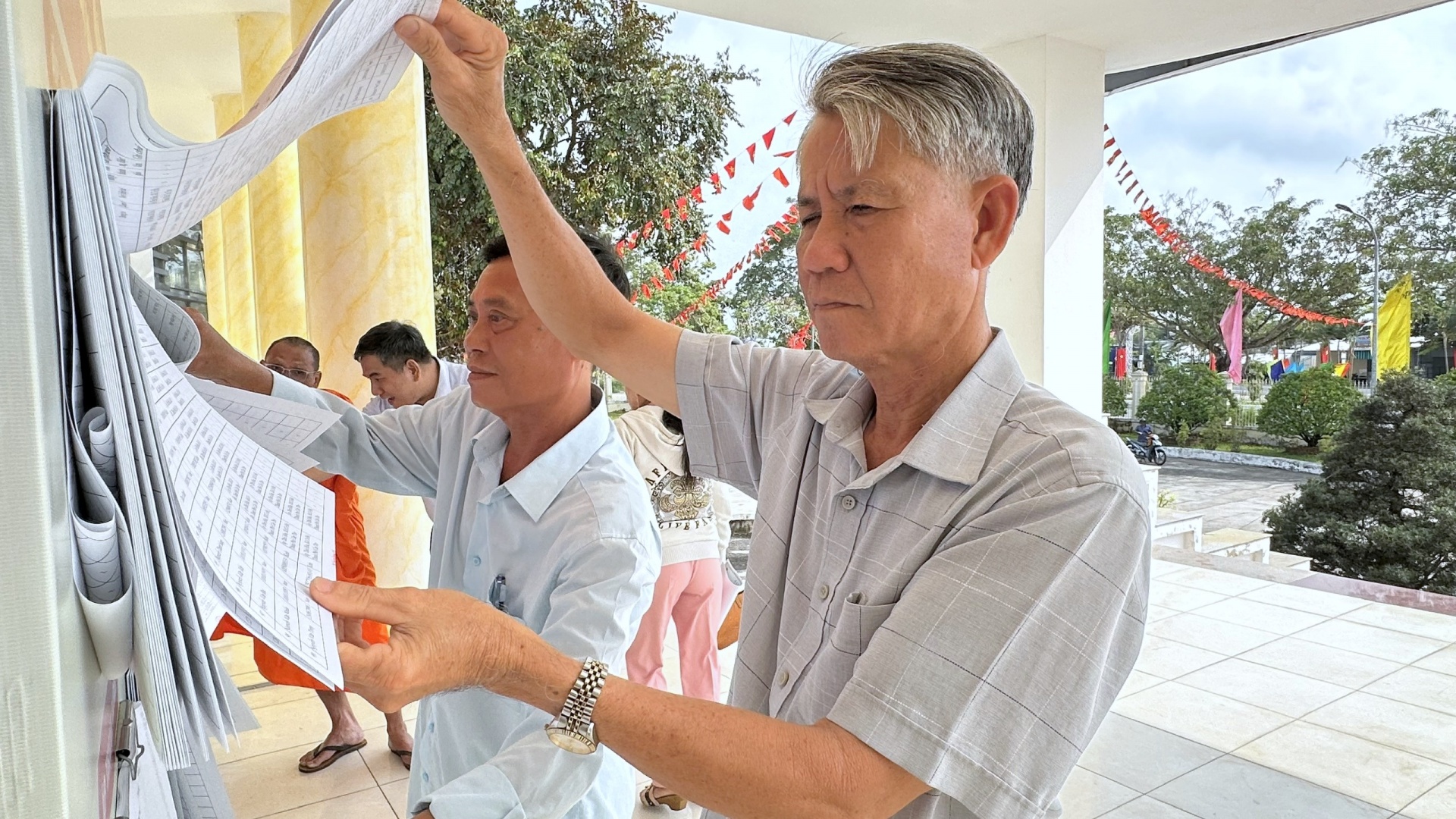 Bảo đảm dân chủ, an toàn trong công tác bầu cử tại xã Cờ Đỏ, TP. Cần Thơ Bảo đảm dân chủ, an toàn trong công tác bầu cử tại xã Cờ Đỏ, TP. Cần Thơ