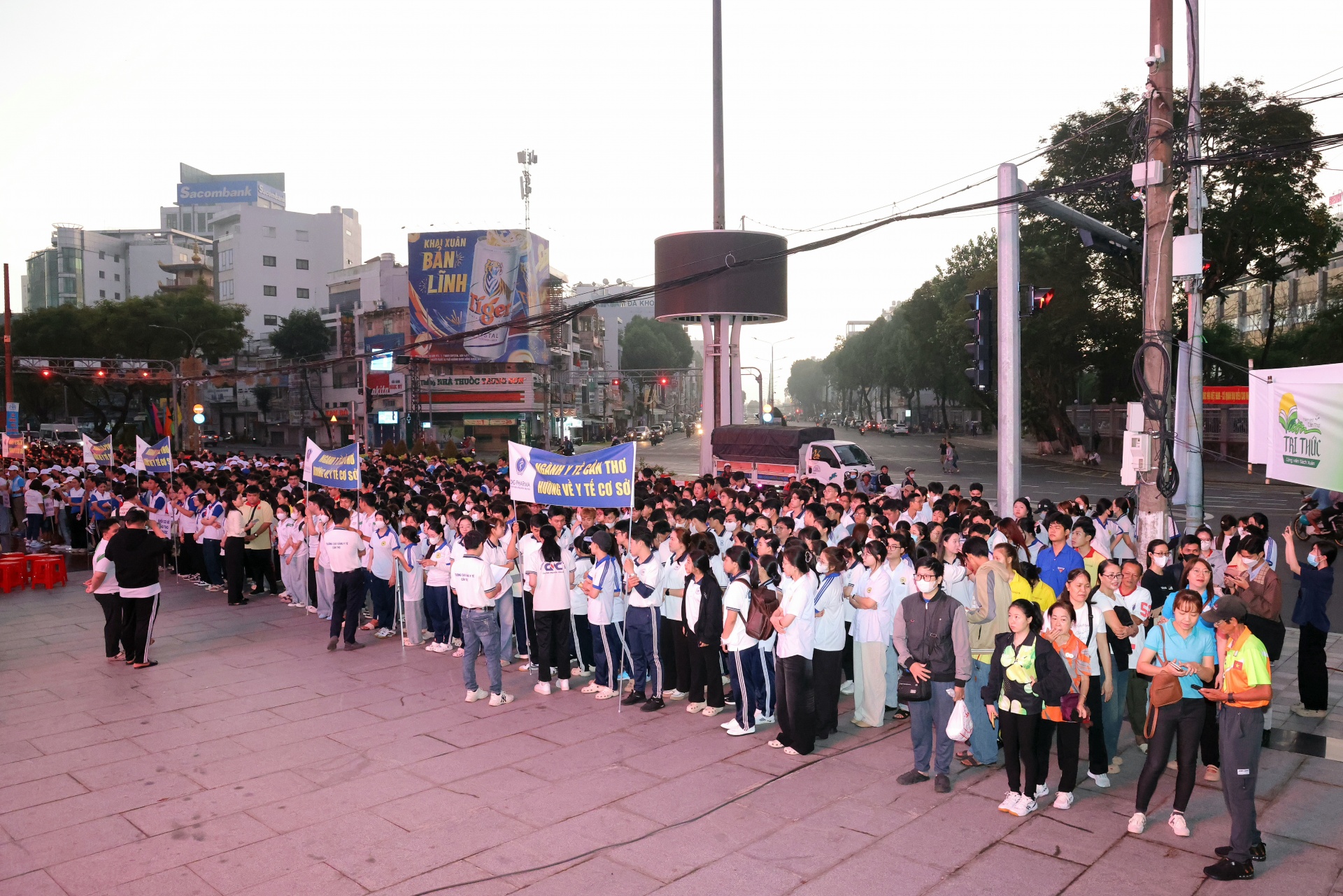 Cần Thơ: Từ phong trào đi bộ vì sức khỏe đến mục tiêu 30 phòng khám bác sỹ gia đình